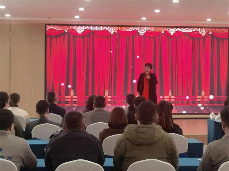 “中国梦，劳动美，工会情”送文化进公司 心系企业暖基层！